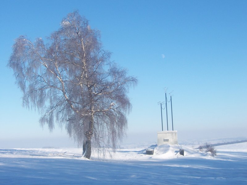 7.Pomnik w Zagórzu.jpg